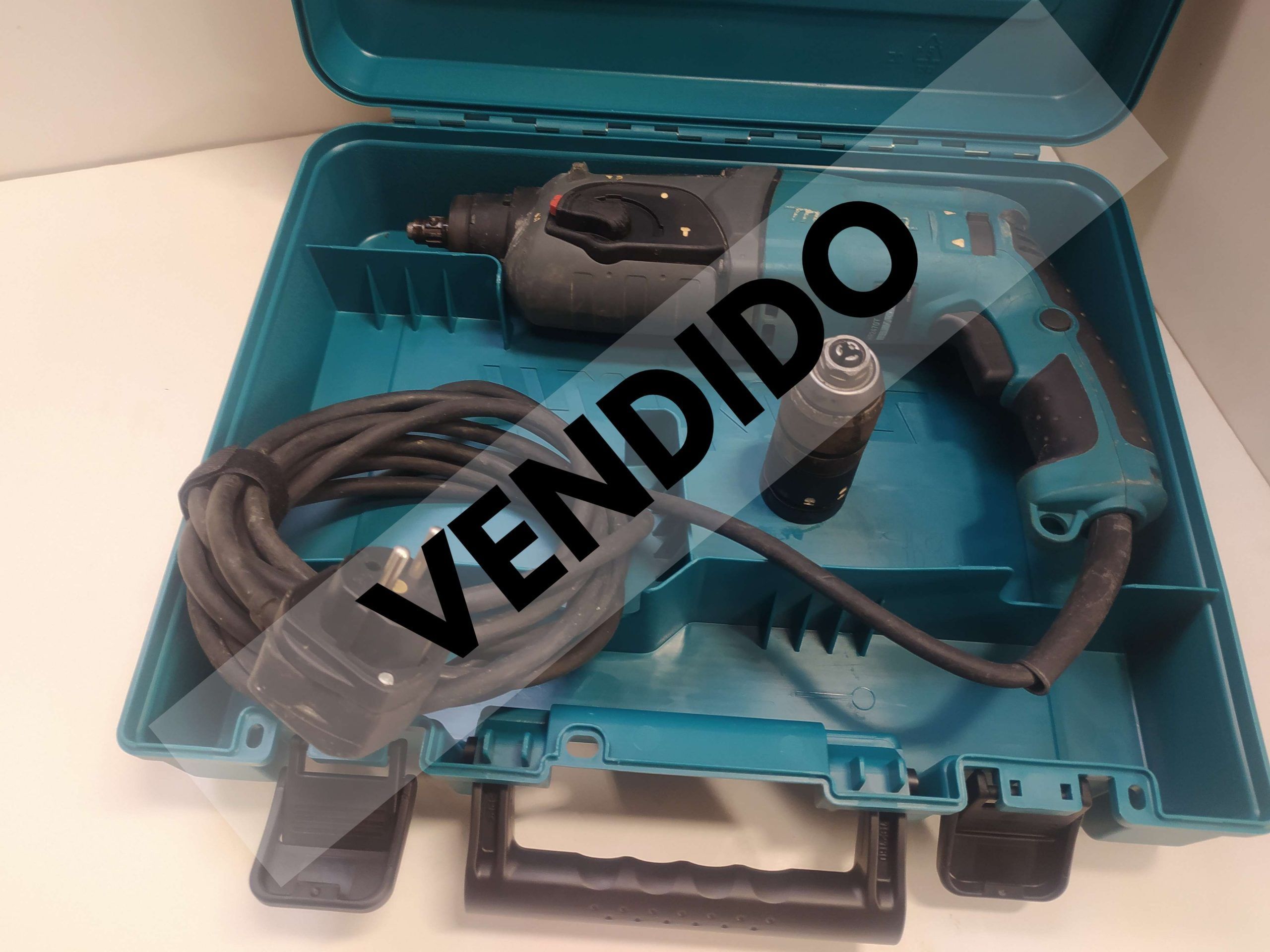 MAKITA Taladro percutor HR2470T CABLE