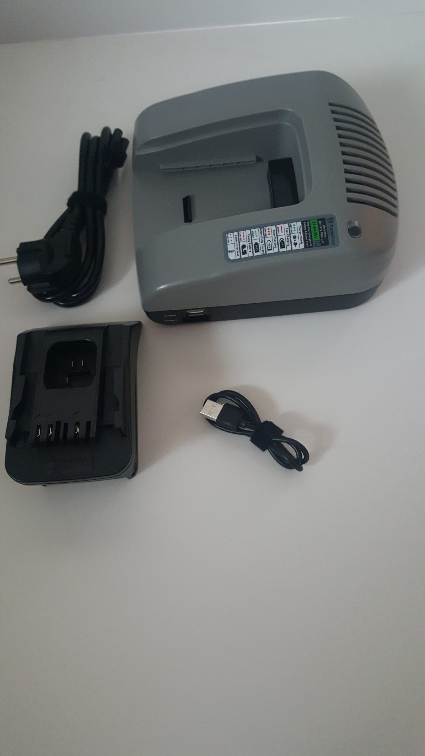 TRADESHOP CARGADOR RÁPIDO UNIVERSAL - Imagen 3