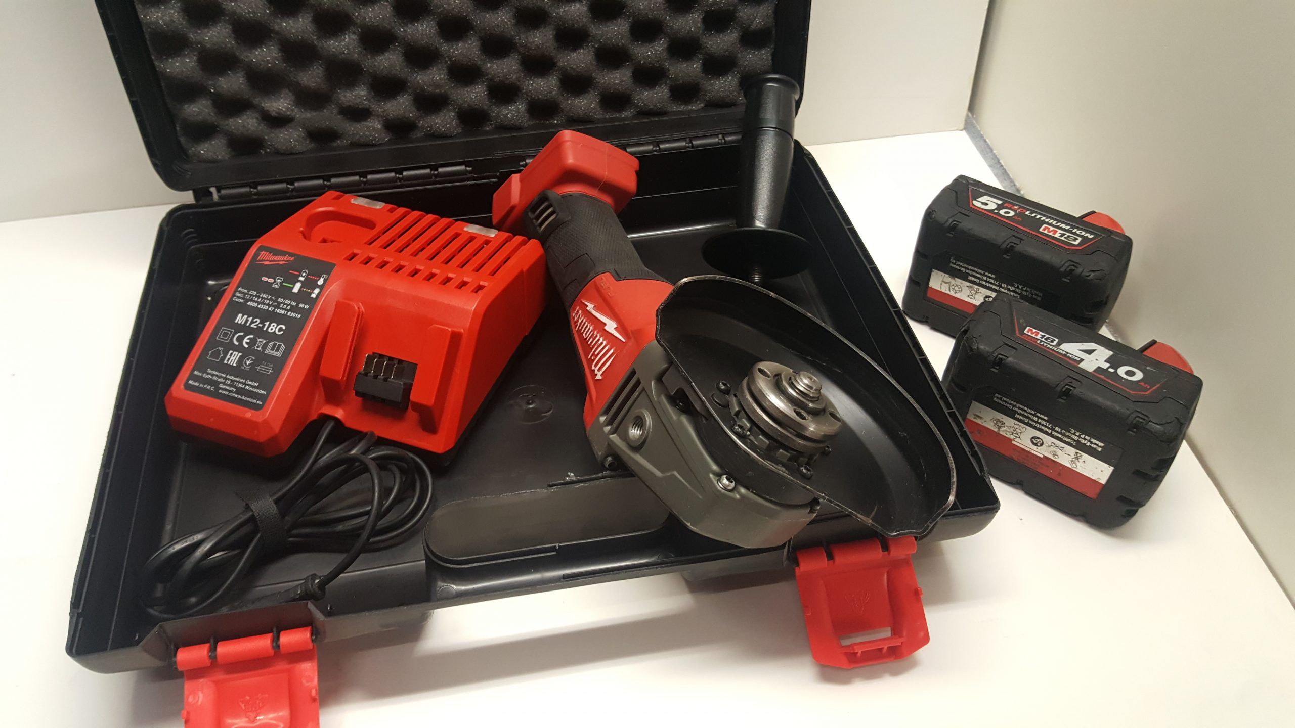 MILWAUKEE KIT M18CAG125X AMOLADORA A BATERÍA - Imagen 5