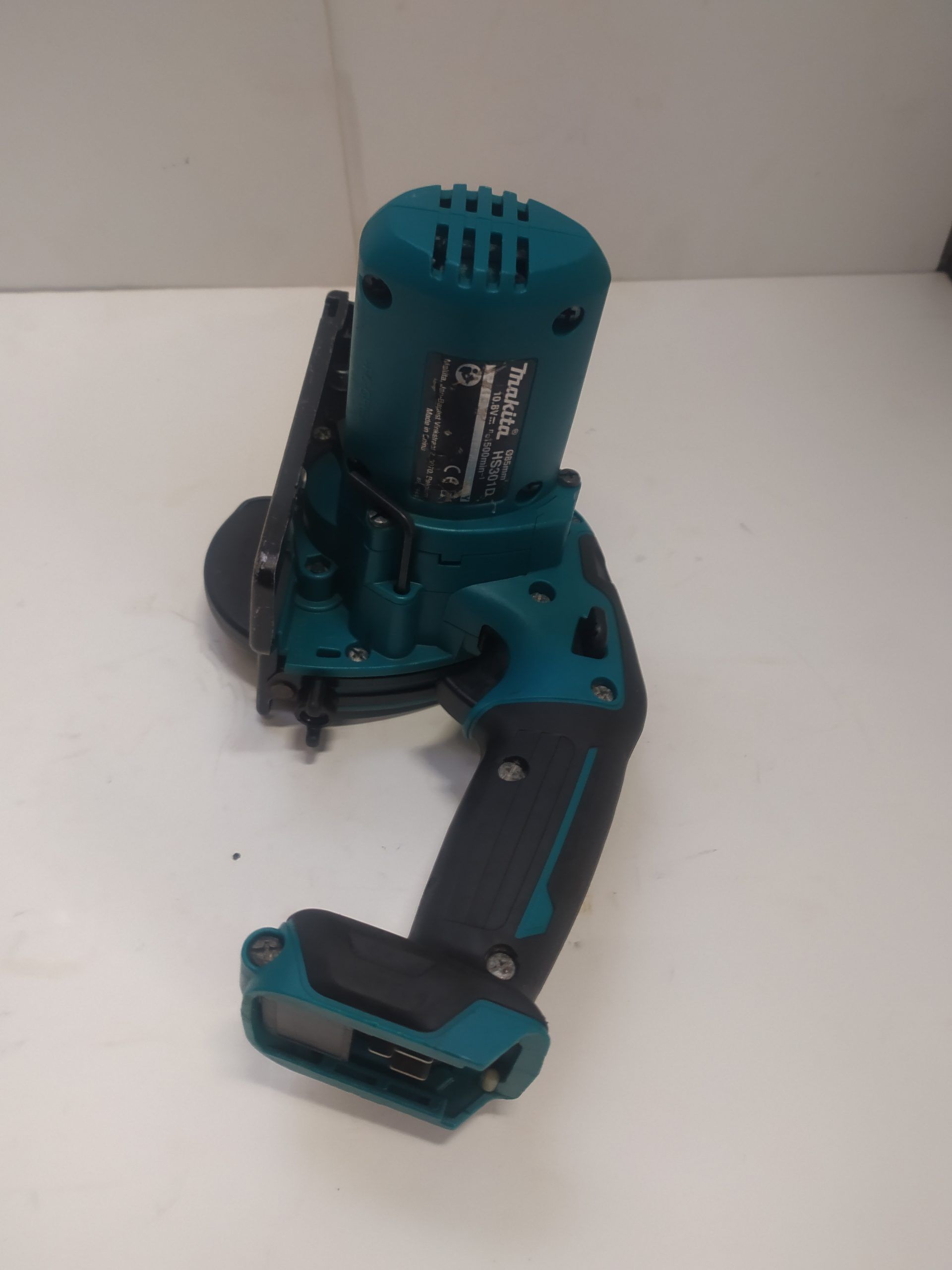 MAKITA Sierra circular HS301D a batería - Imagen 2
