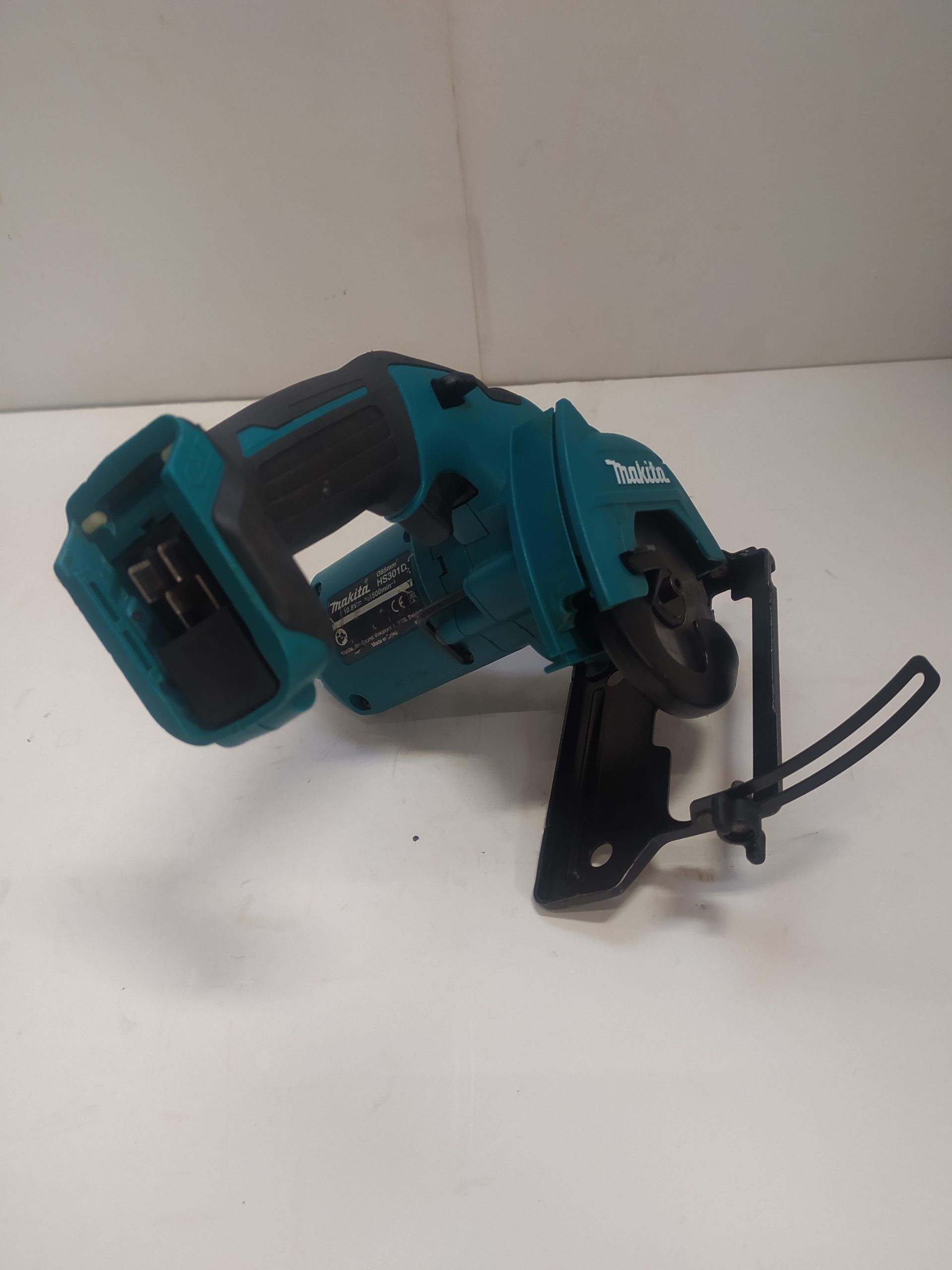 MAKITA Sierra circular HS301D a batería - Imagen 5