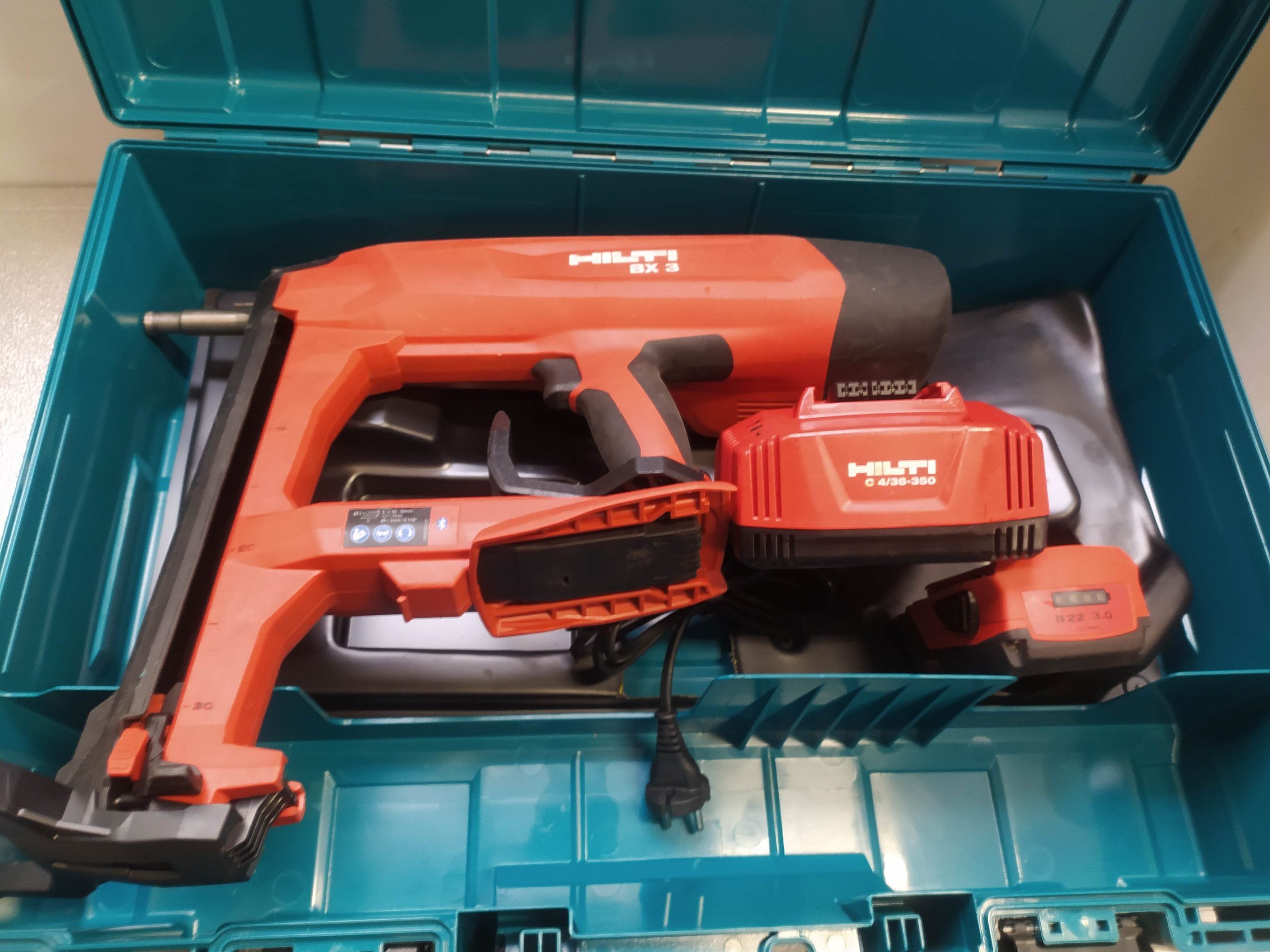 HILTI KIT BX 3 Clavadora a batería