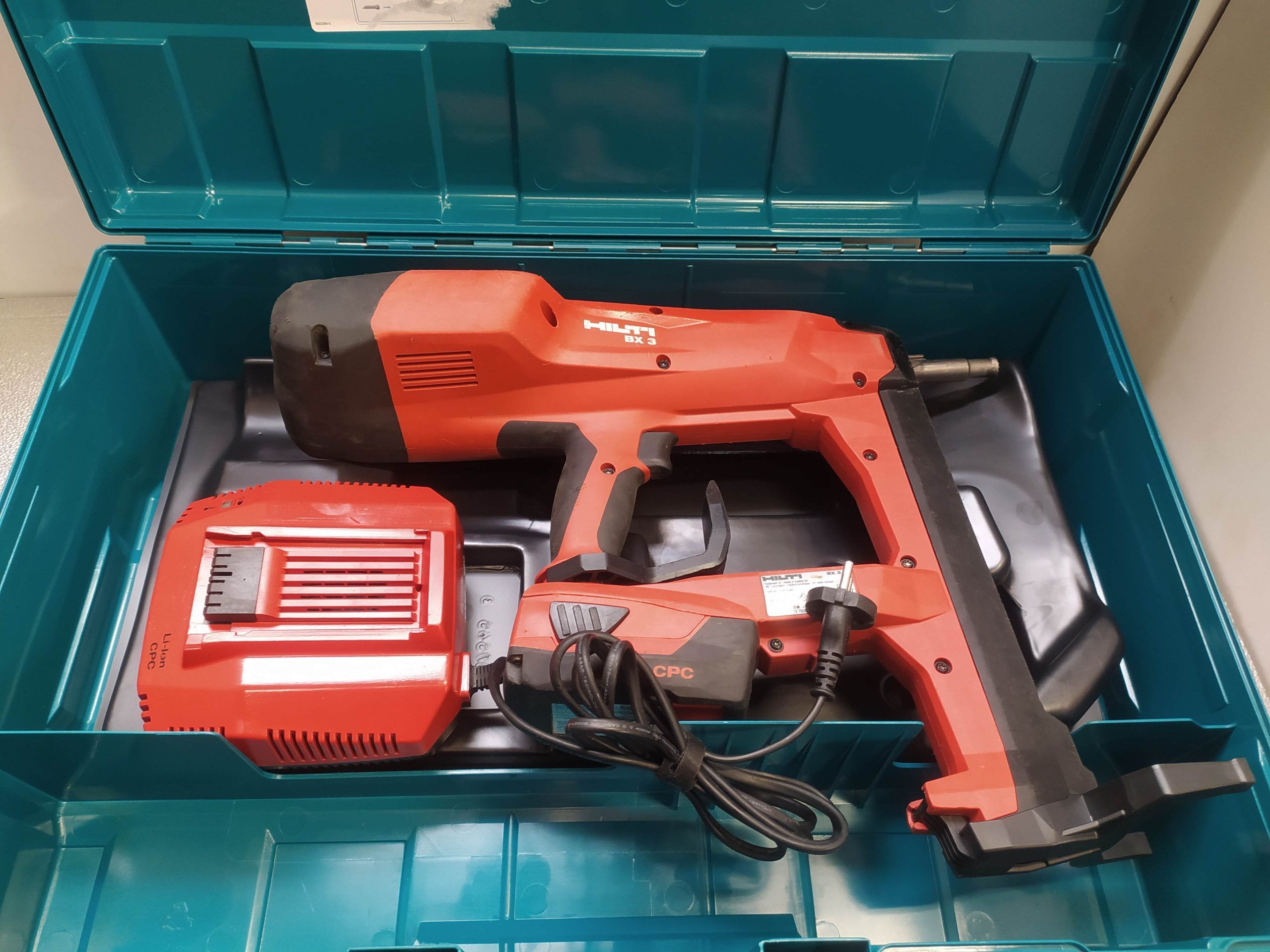 HILTI KIT BX 3 Clavadora a batería - Imagen 2