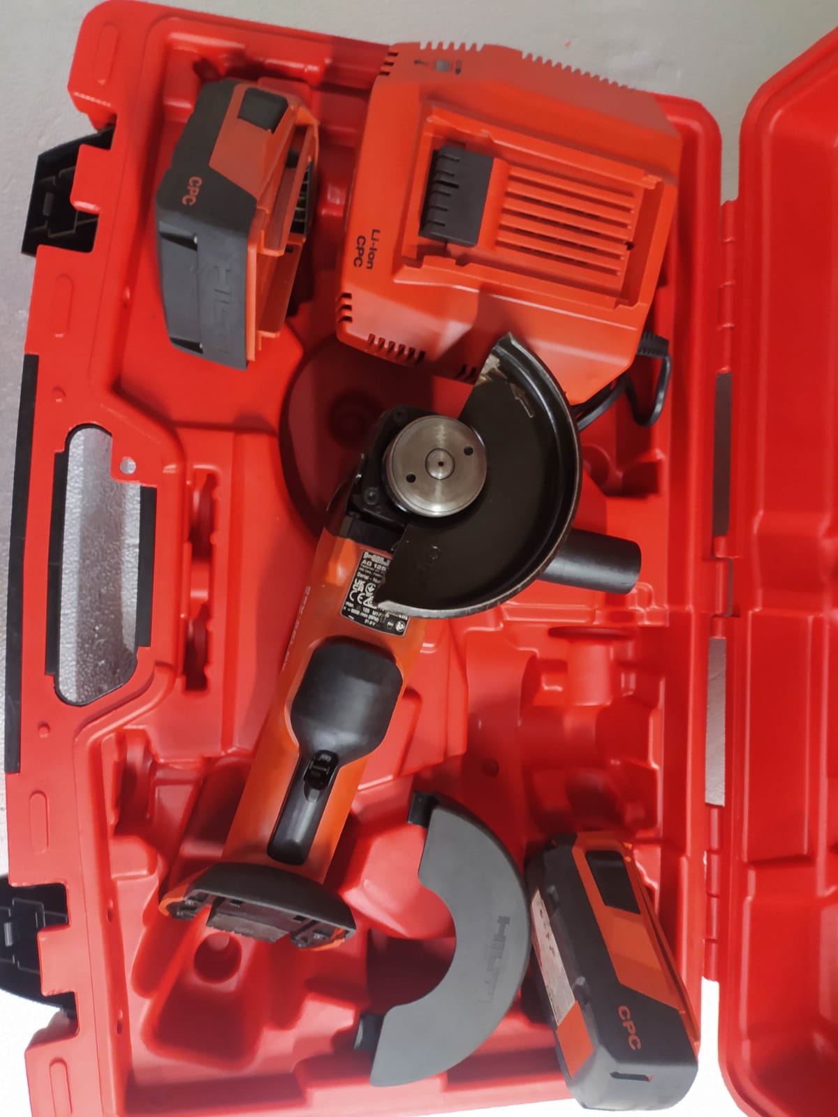 HILTI KIT AG 125-A22 AMOLADORA A BATERÍA - Imagen 4