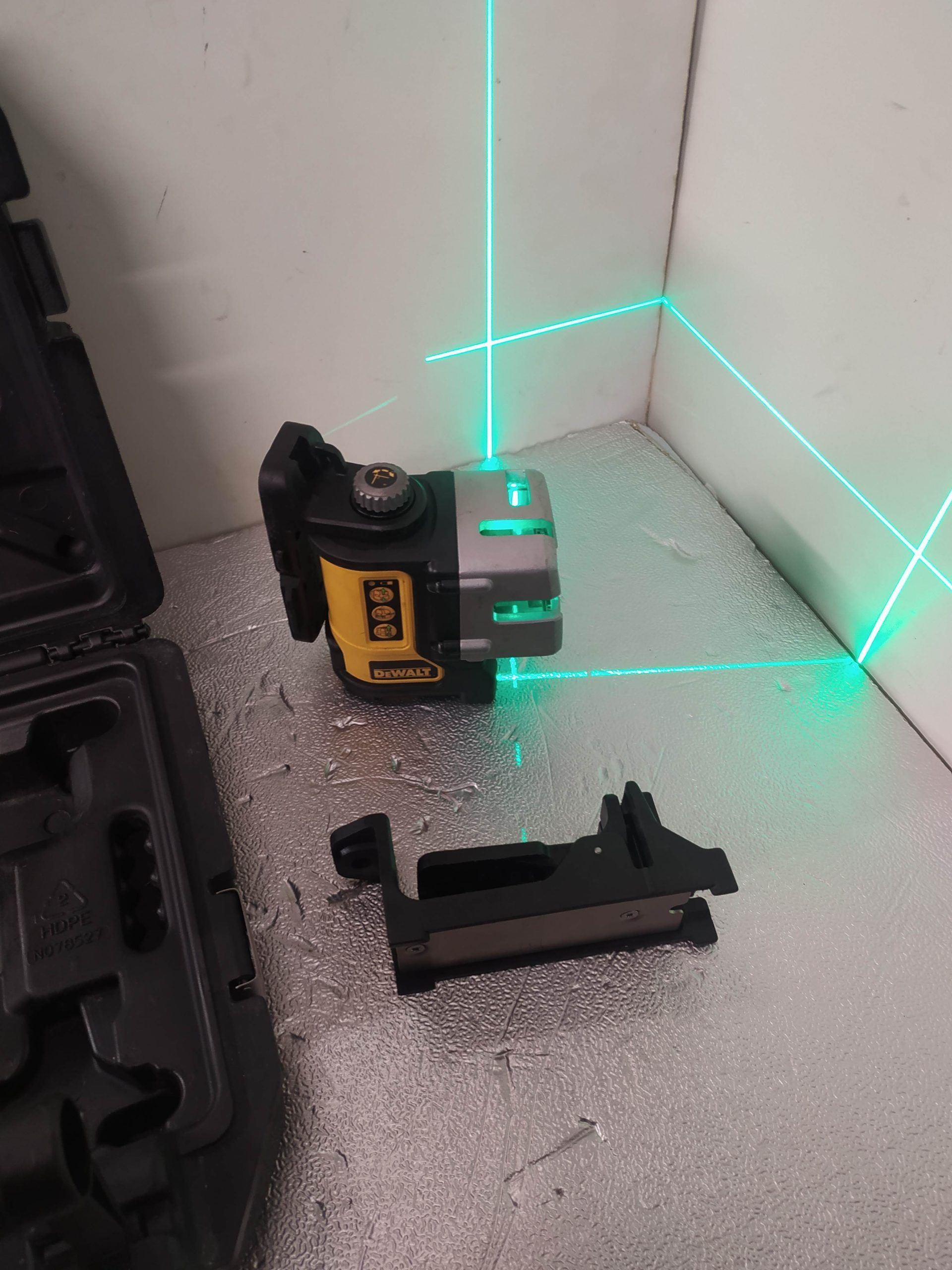 DEWALT NIVEL LÀSER DW089CG - Imagen 6