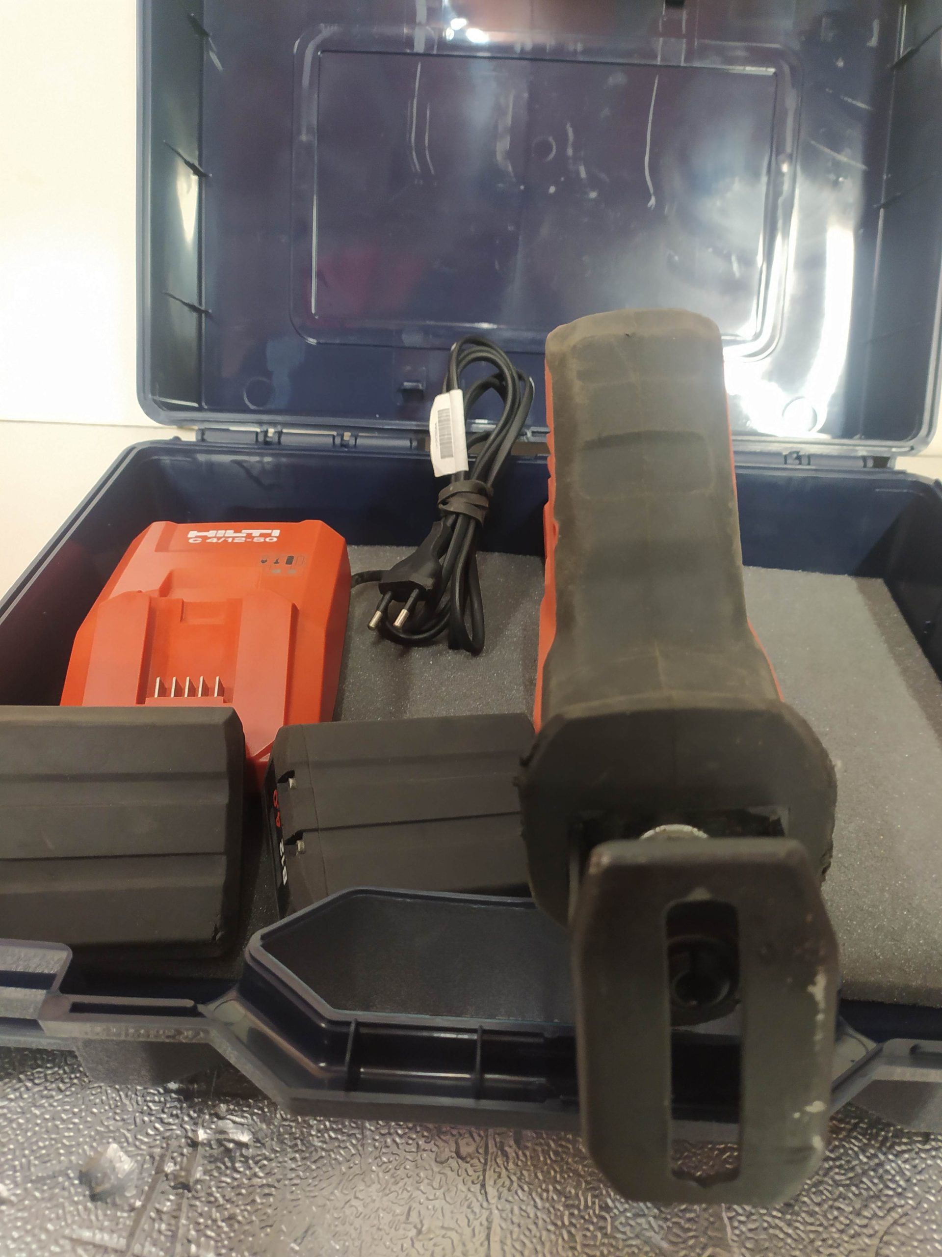 SR 2-A12 HILTI SIERRA DE SABLE A BATERÍA KIT - Imagen 3