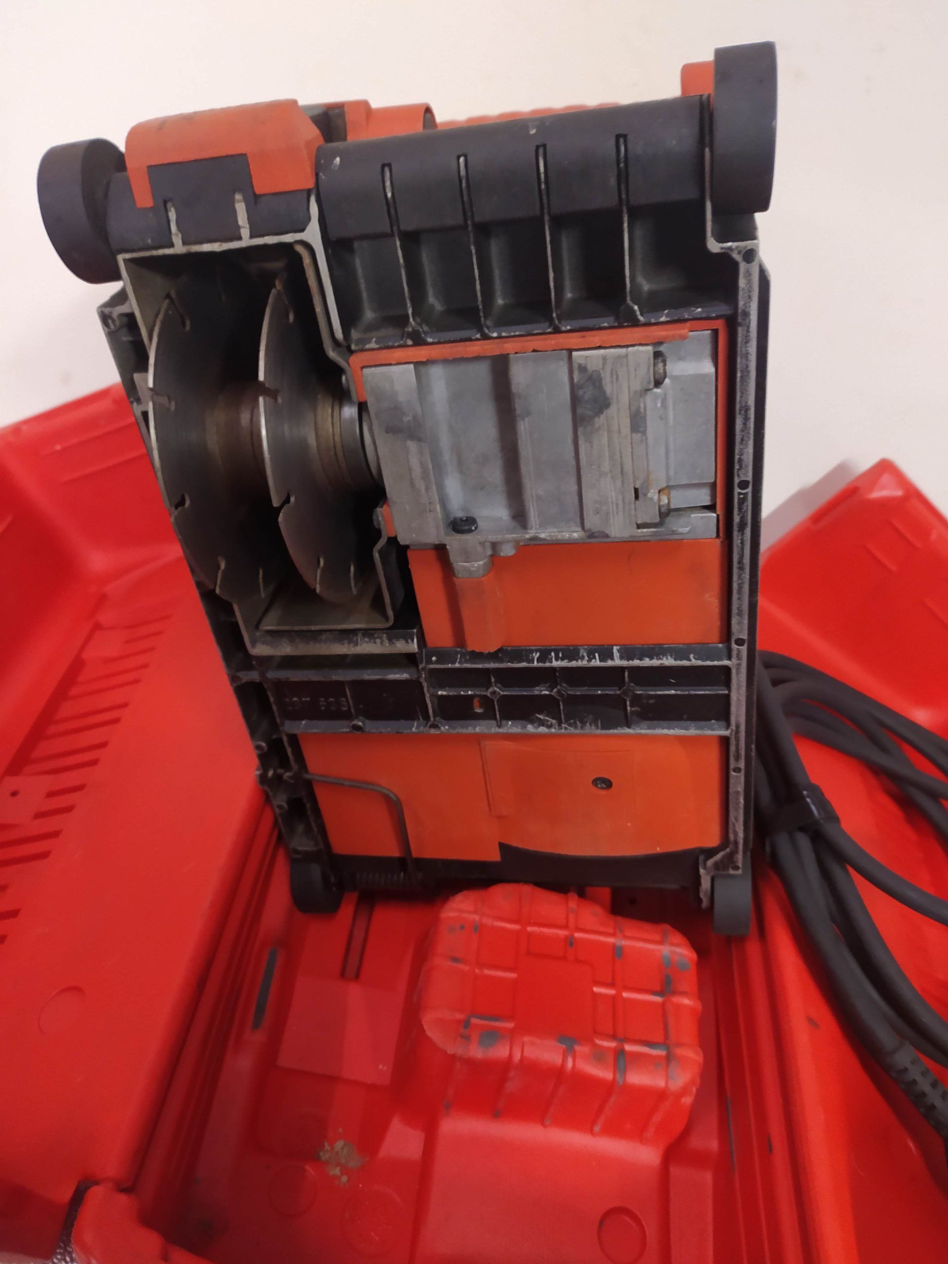DC-SE 20 HILTI RANURADORA - Imagen 5