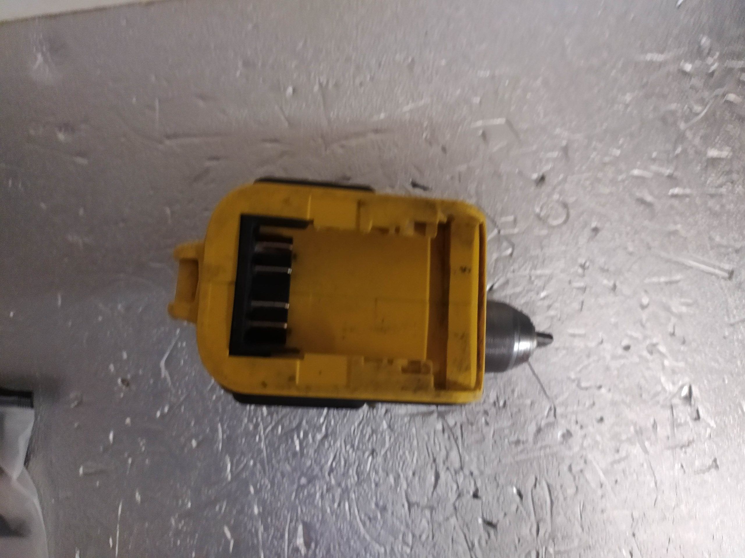 DCD790 DEWALT TALADRO ATORNILLADOR - Imagen 3