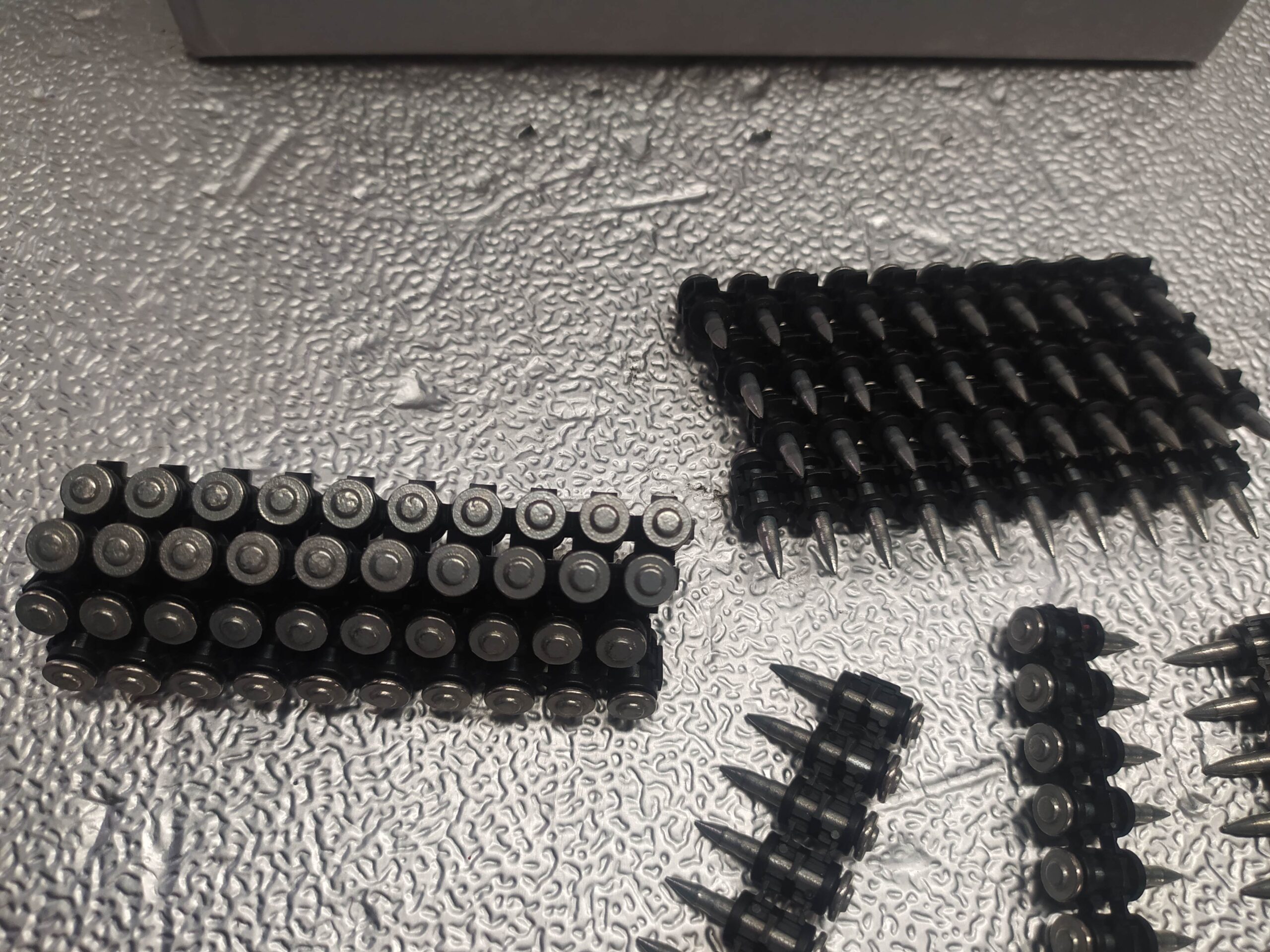 CLAVOS HORMIGÓN BX 3 22 mm - Imagen 2