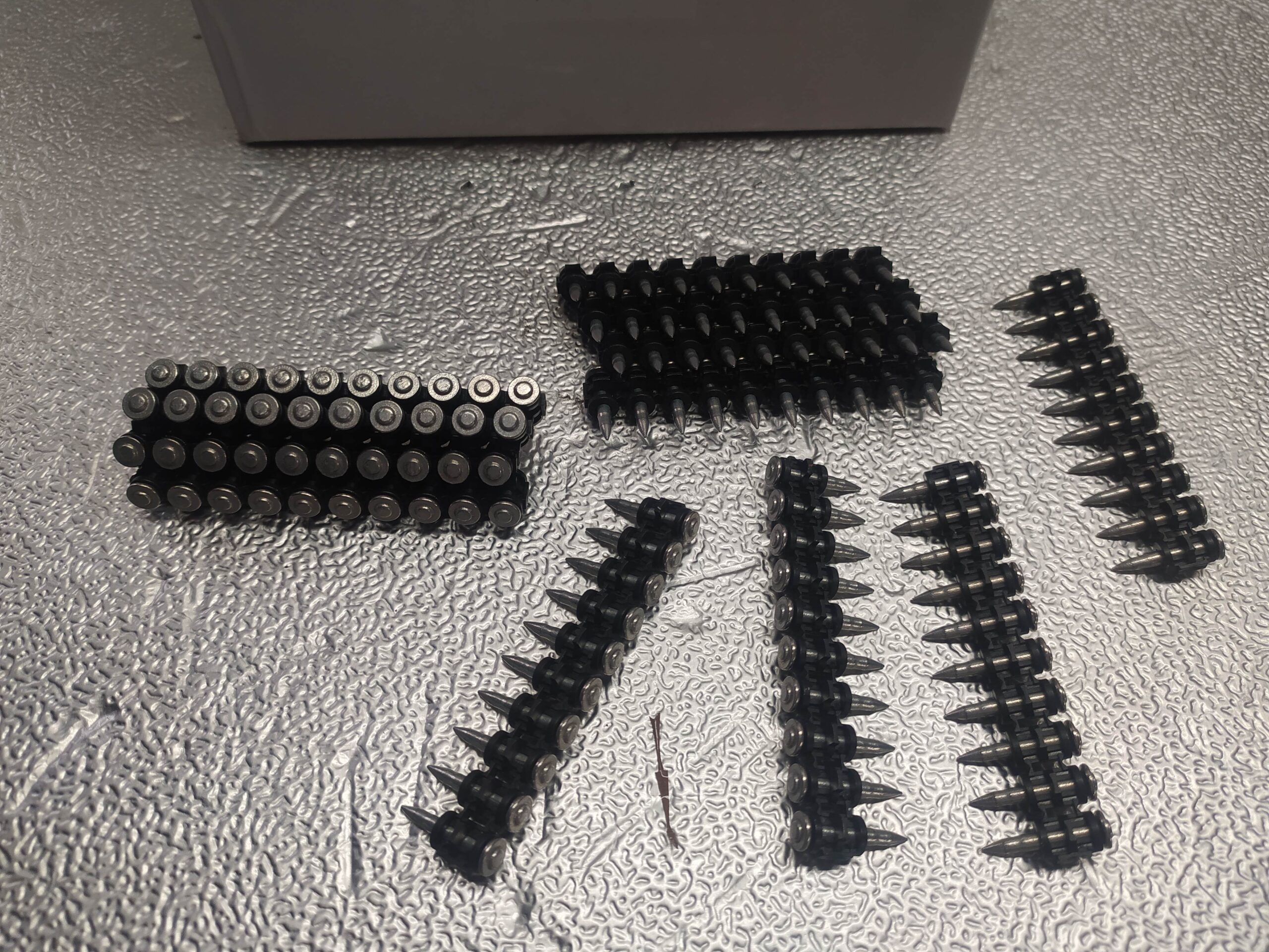 CLAVOS HORMIGÓN BX 3 22 mm - Imagen 3