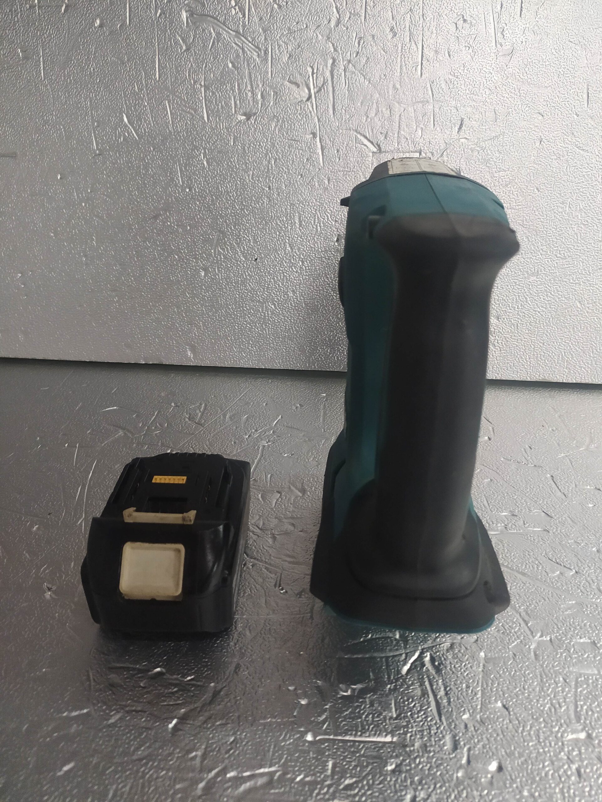 DHR242 MAKITA MARTILLO LIGERO - Imagen 4