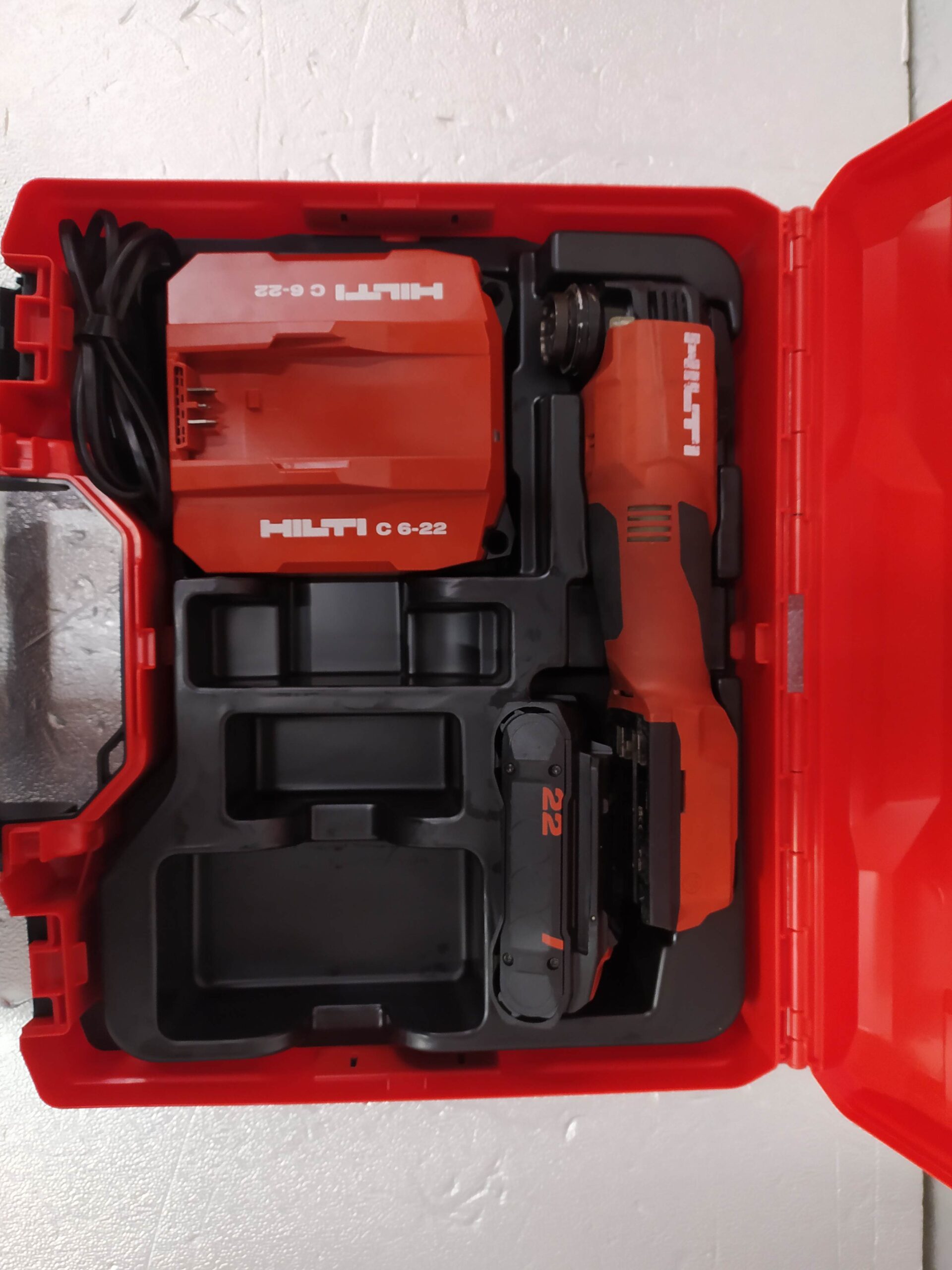 SMT 6-22 NURON HILTI